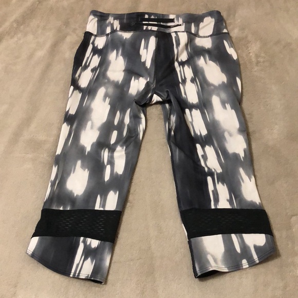 Under Armour Capri tights - Picture 2 of 4